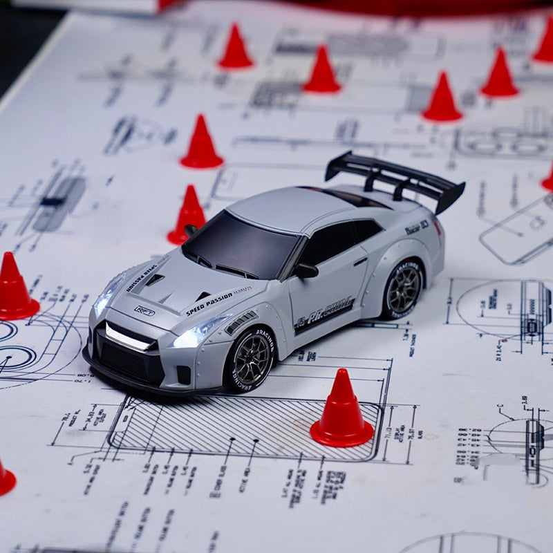 Full-Scale Throttle RC Drift Car | High-Speed Remote Control Toy Car for Kids & Teens